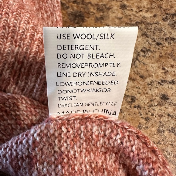 NWOT Womens Heather Pink Pullover Long Sleeve Sweater Button Design XL Polyester - Picture 8 of 15